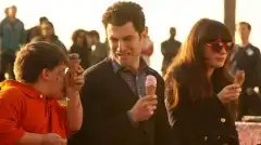 Новенькая 1 сезон 16 серия